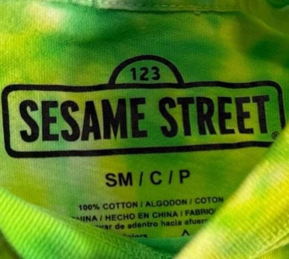 Sesame Street Cookie Monster S Tie-Dye‎ Graphic T-Shirt - Picture 4 of 5